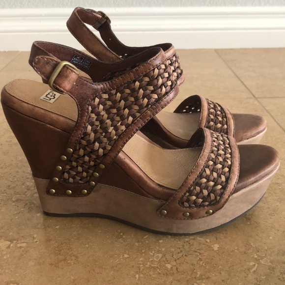 Ugg Assia Wedge - Picture 3 of 8